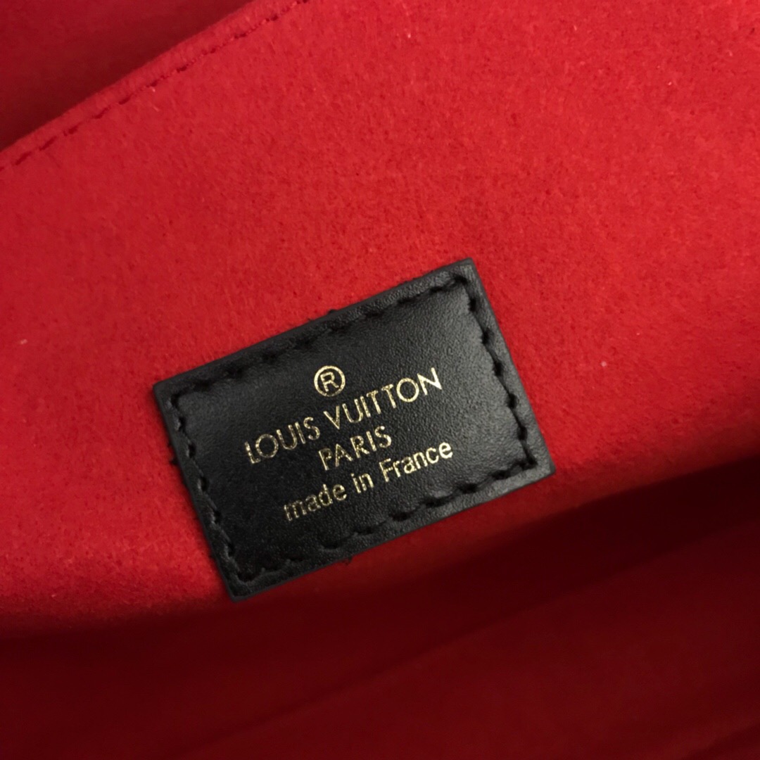 M43984, POCHETTE METIS, Louis Vuitton LV