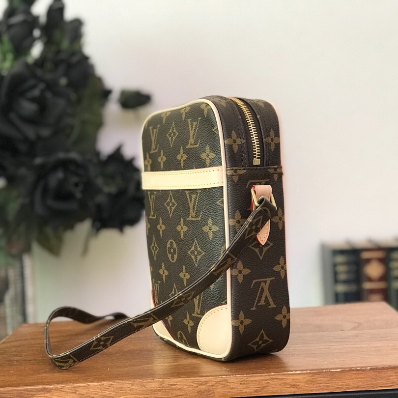 M45266, DANUBE PM, LOUIS VUITTON LV HANDBAGS
