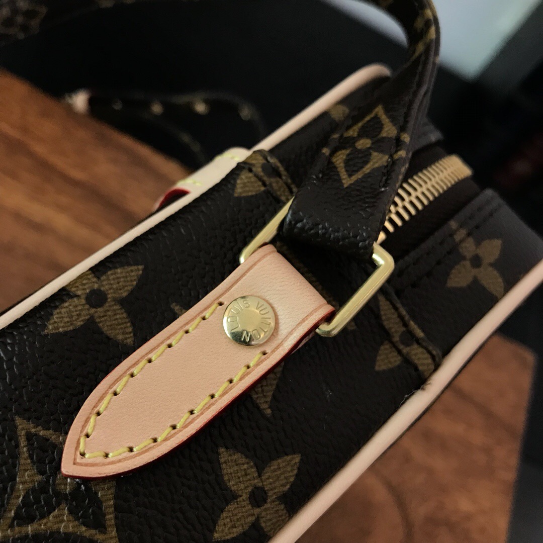 M45266, DANUBE PM, LOUIS VUITTON LV HANDBAGS