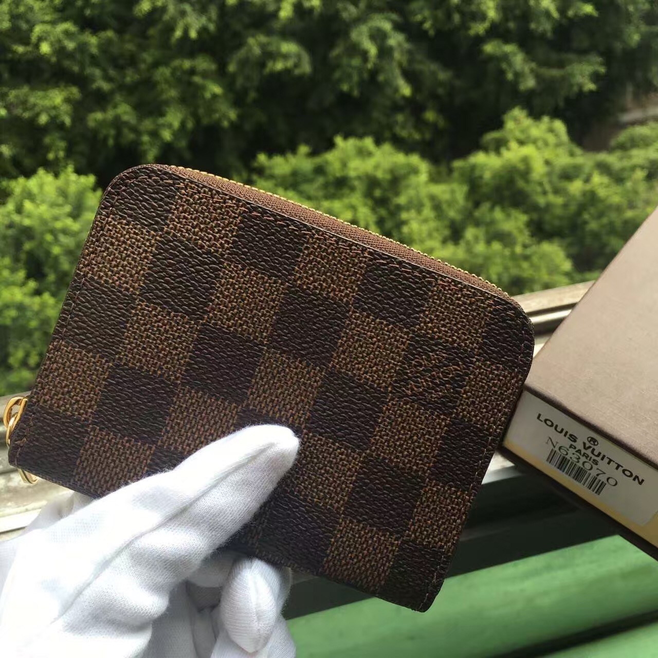 N63070, ZIPPY COIN PURSE, Louis Vuitton LV, 4.3 x 3.1 x 0.8 inches