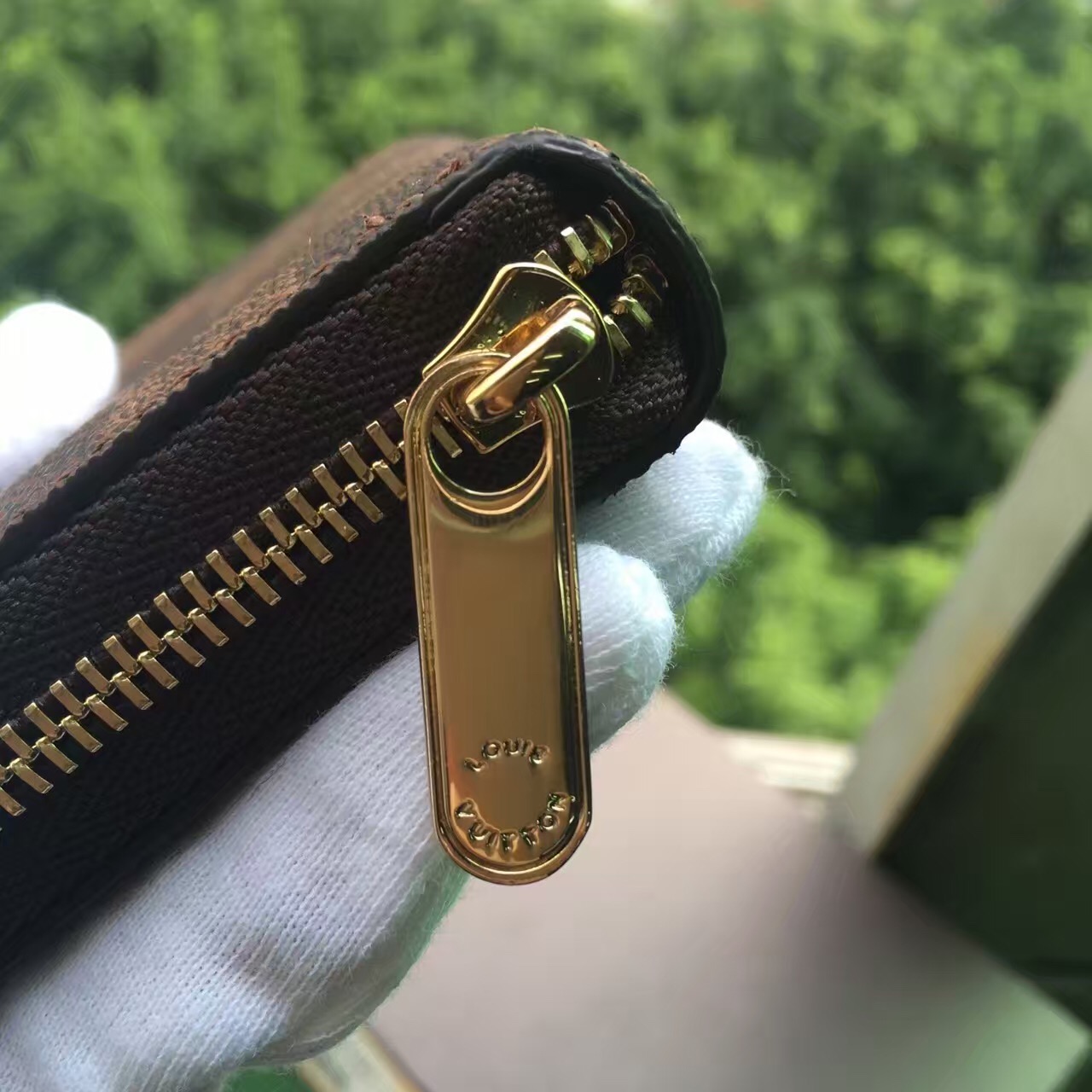 N63070, ZIPPY COIN PURSE, Louis Vuitton LV, 4.3 x 3.1 x 0.8 inches