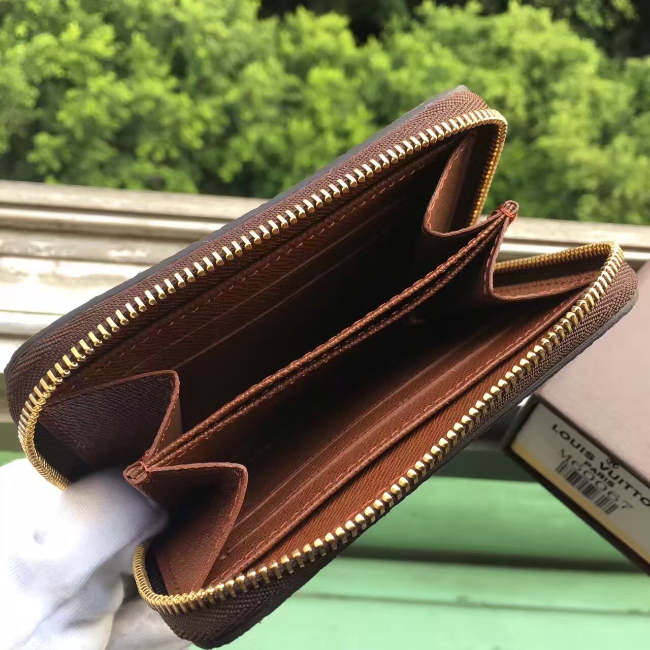 M60067, ZIPPY COIN PURSE, Louis Vuitton LV, 4.3 x 3.1 x 0.8 inches