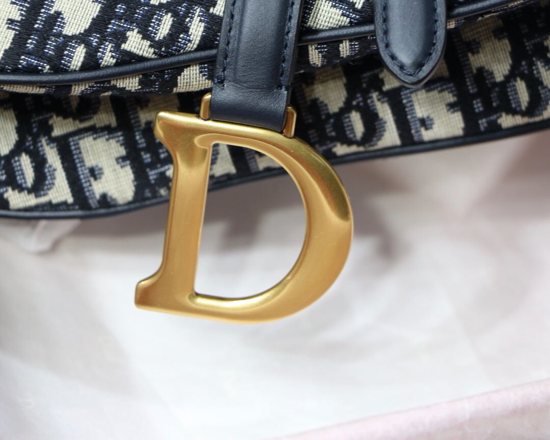M0446CTZQ, DIOR OBLIQUE SADDLE BAG