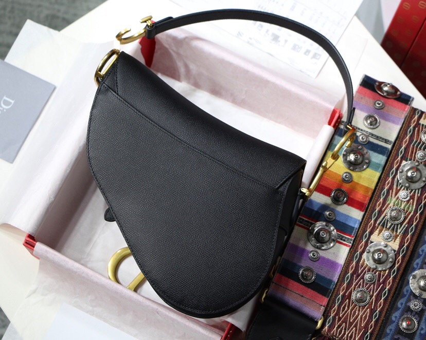M0447CWVG, MINI DIOR SADDLE CALFSKIN BAG