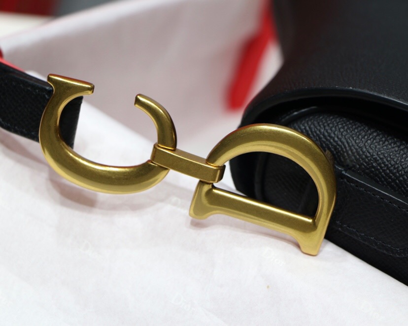 M0447CWVG, MINI DIOR SADDLE CALFSKIN BAG