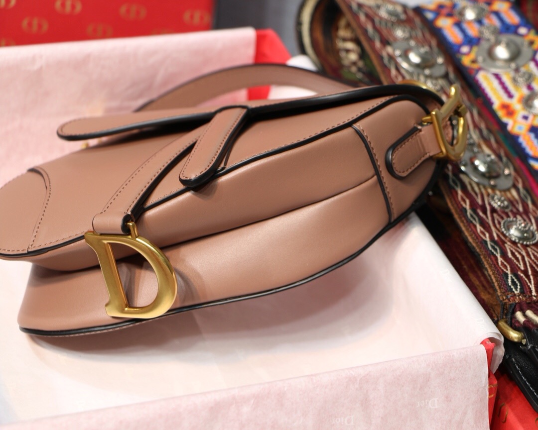 M0447CWVG, MINI DIOR SADDLE CALFSKIN BAG
