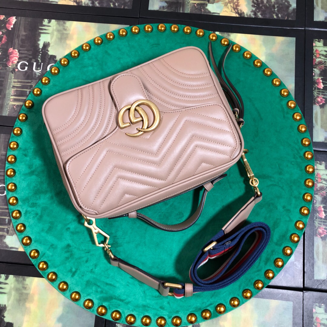 GUCCI, 498100, GG Marmont matelassé shoulder bag