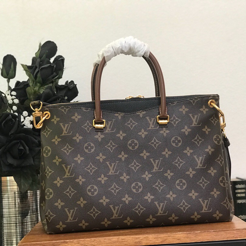 M41064, Pallas Luxury  Louis Vuitton Monogram Canvas and Leather Handbag