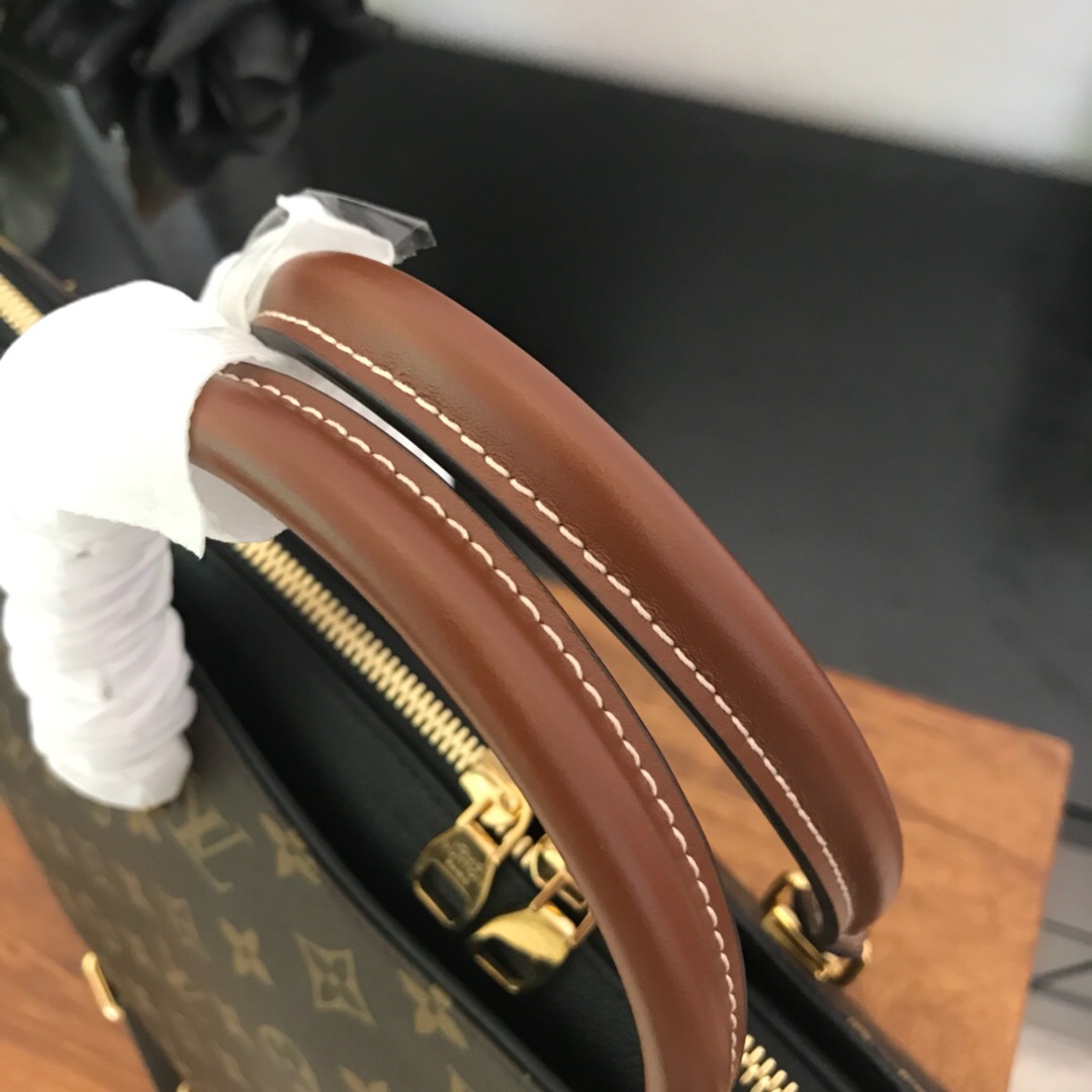 M41064, Pallas Luxury  Louis Vuitton Monogram Canvas and Leather Handbag