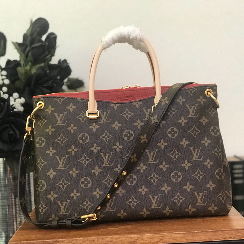 M41175, Pallas Luxury  Louis Vuitton Monogram Canvas and Leather Handbag