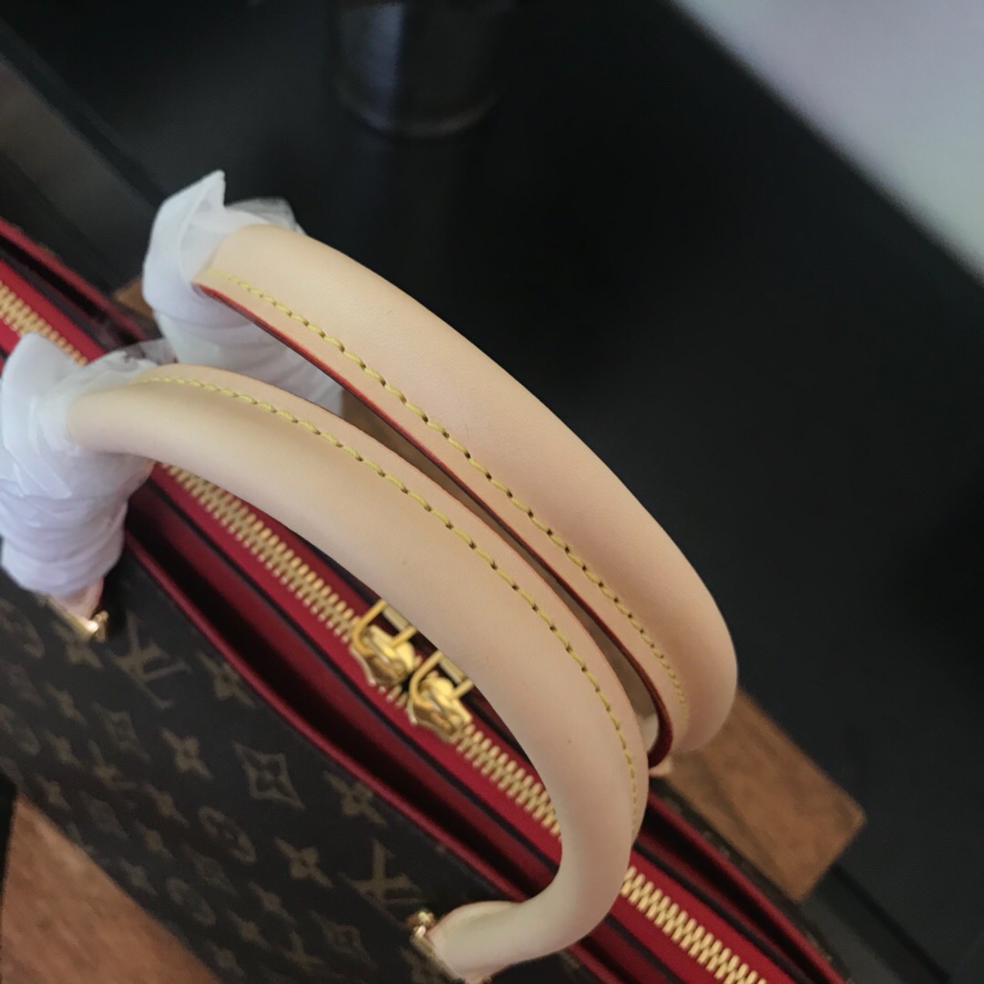 M41175, Pallas Luxury  Louis Vuitton Monogram Canvas and Leather Handbag