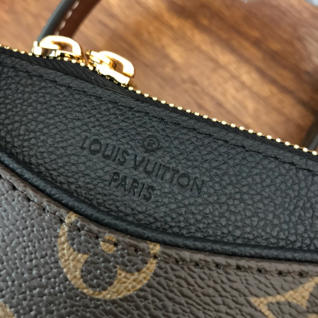 M41218, PALLAS BB Luxury  Louis Vuitton Monogram Canvas and Leather Handbag