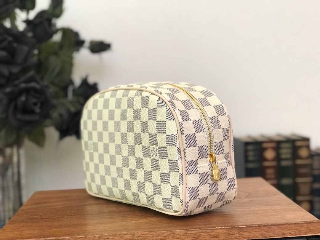 N41420, TOILETRY BAG 25, Louis Vuitton LV