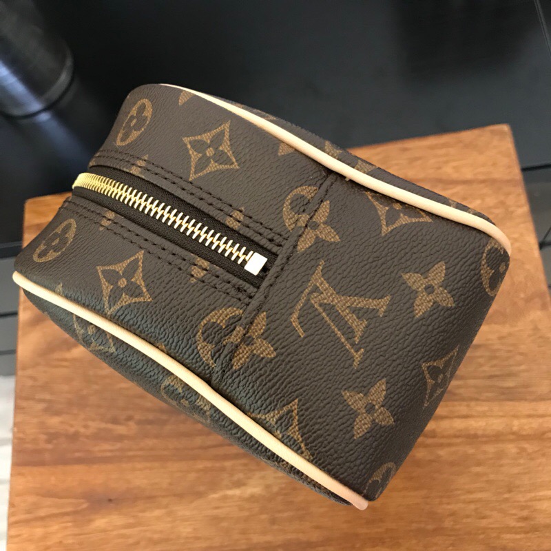 M47527, TOILETRY BAG 25, Louis Vuitton LV