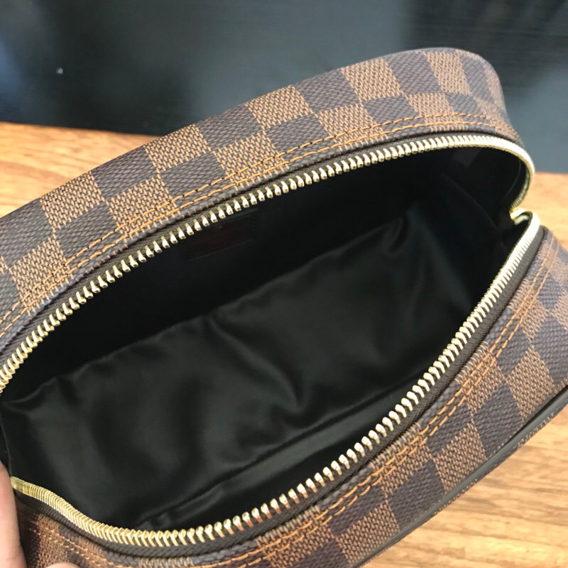N47624, TOILETRY BAG 25, Louis Vuitton LV
