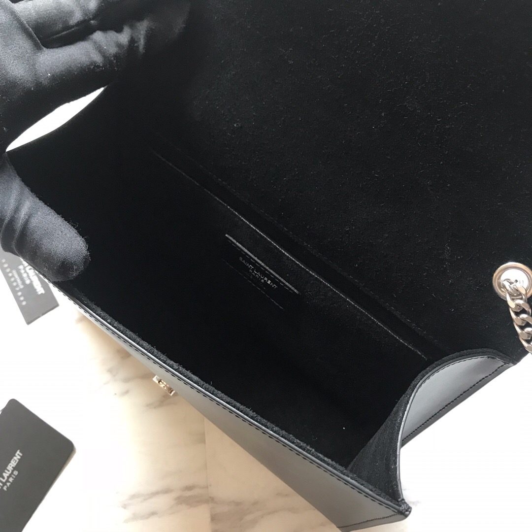 KATE MEDIUM IN LEATHER, YSL Saint Laurent