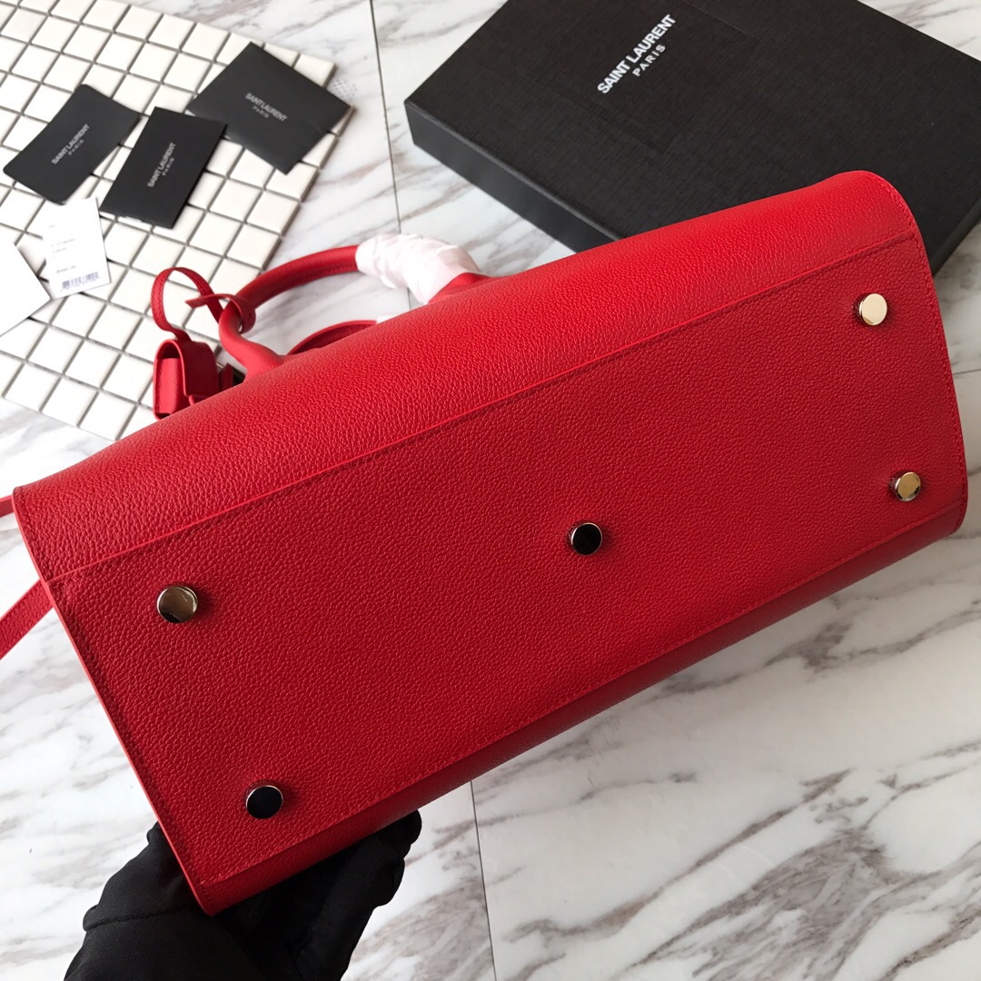 378299 CLASSIC SAC DE JOUR SMALL IN GRAINED LEATHER, YSL Saint Laurent