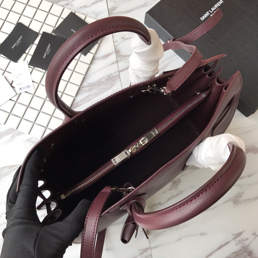 378299 CLASSIC SAC DE JOUR SMALL IN GRAINED LEATHER, YSL Saint Laurent