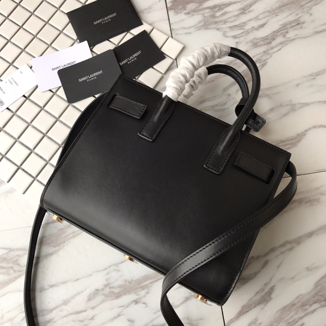 398711 CLASSIC SAC DE JOUR NANO IN SMOOTH LEATHER, YSL Saint Laurent