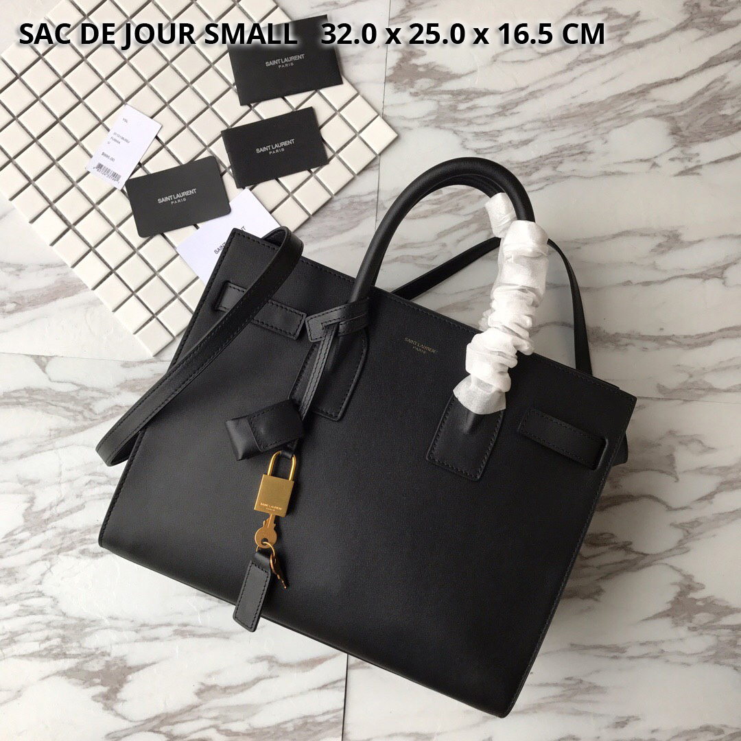 378299 CLASSIC SAC DE JOUR SMALL IN SMOOTH LEATHER, YSL Saint Laurent