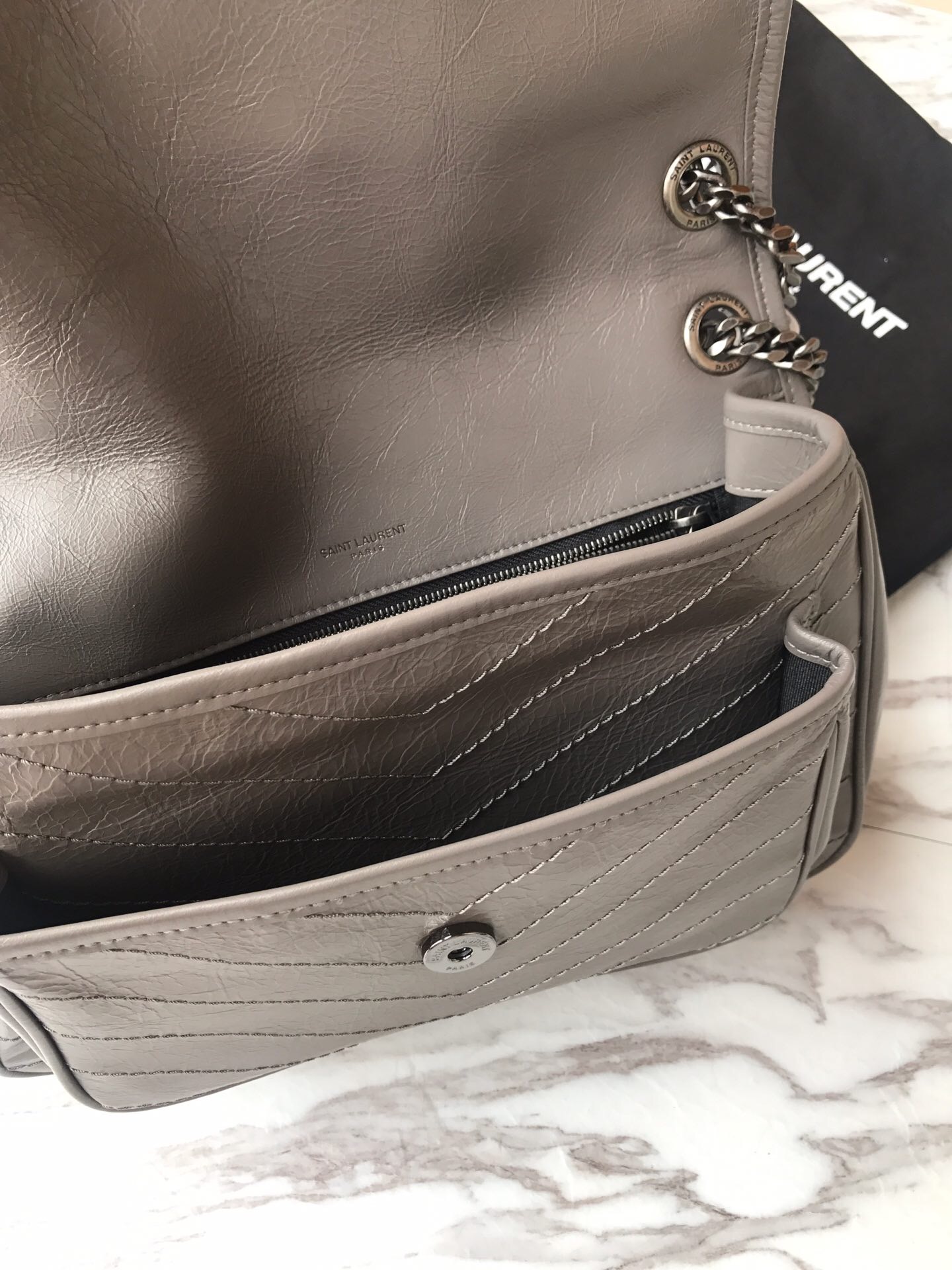 498894 NIKI MEDIUM IN VINTAGE LEATHER, YSL Saint Laurent