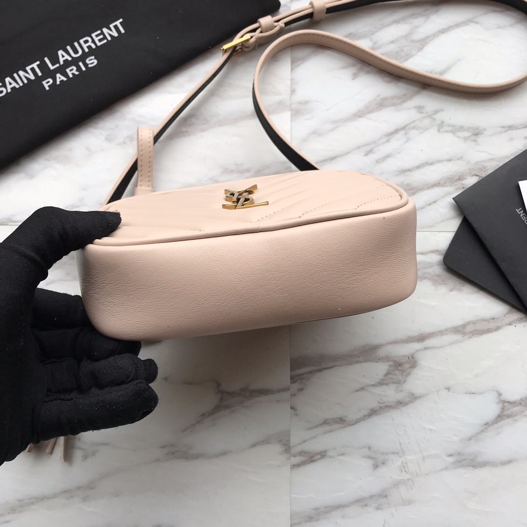 534817 LOU BELT BAG IN MATELASSÉ LEATHER, YSL Saint Laurent
