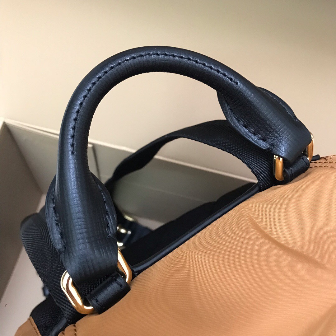 40166221, The Medium Rucksack in Technical Nylon and Leather, BURBERRY BACKPACKS