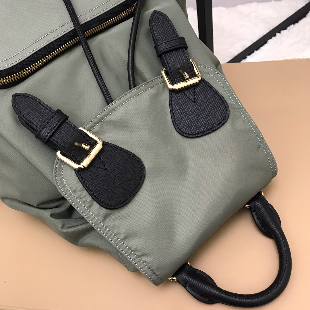 40166221, The Medium Rucksack in Technical Nylon and Leather, BURBERRY BACKPACKS
