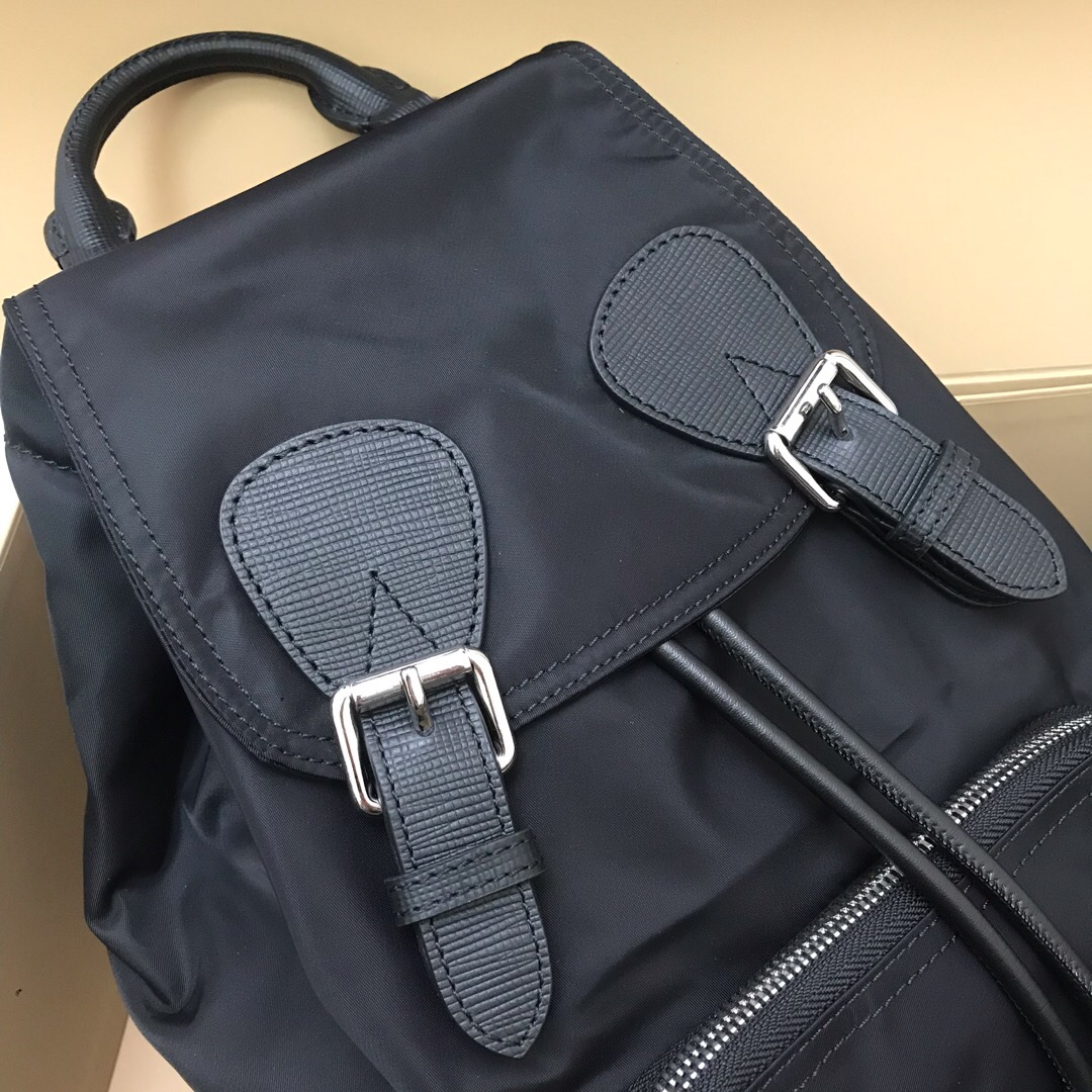40166221, The Medium Rucksack in Technical Nylon and Leather, BURBERRY BACKPACKS