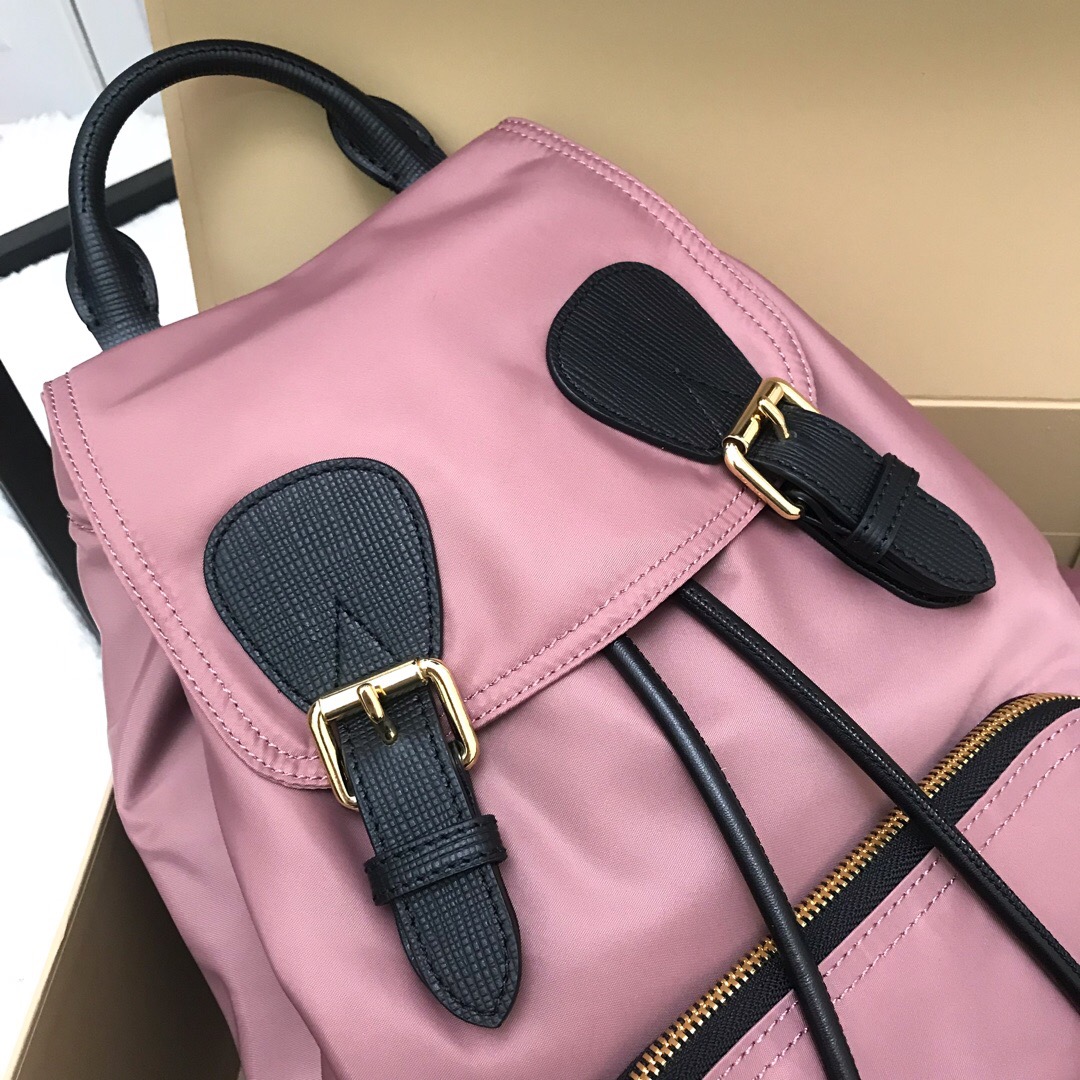 40166221, The Medium Rucksack in Technical Nylon and Leather, BURBERRY BACKPACKS
