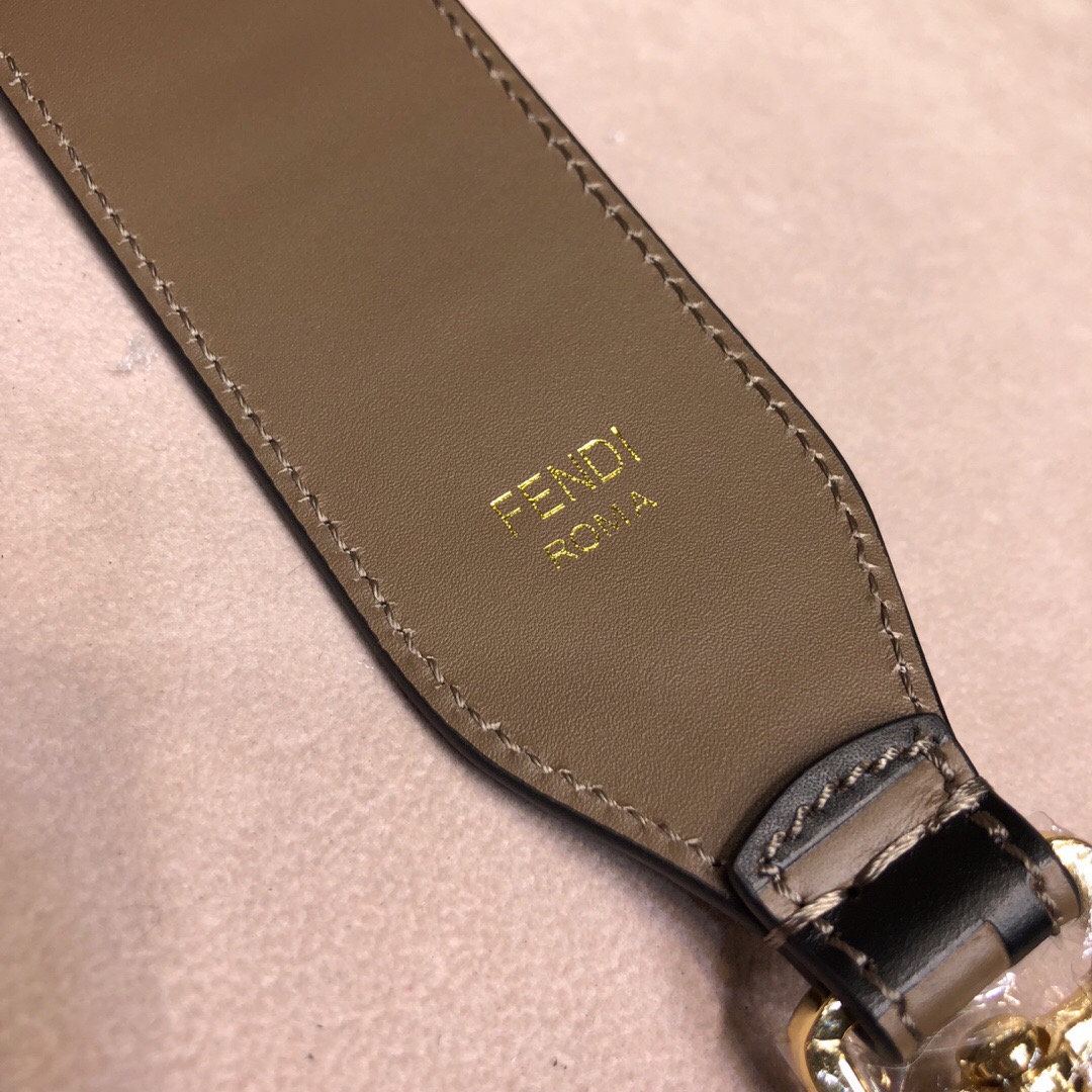STRAP YOU, Leather shoulder strap, FENDI BAG ACCESSOIRES