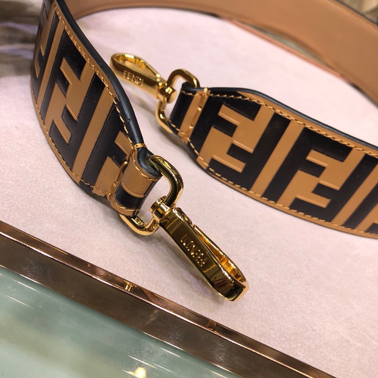 STRAP YOU, Leather shoulder strap, FENDI BAG ACCESSOIRES