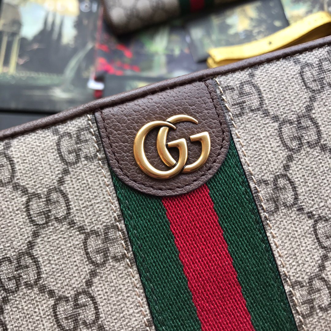 557696, Zip around wallet with Three Little Pigs, GUCCI WALLET CHINESE NEW YEAR