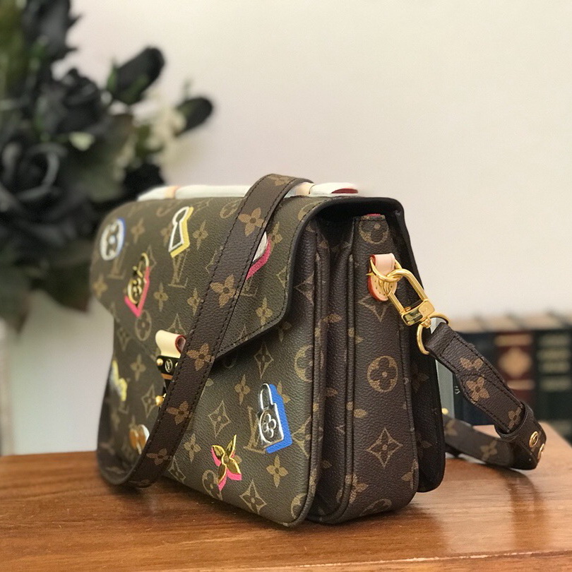 M44366, Louis Vuitton LV, POCHETTE METIS