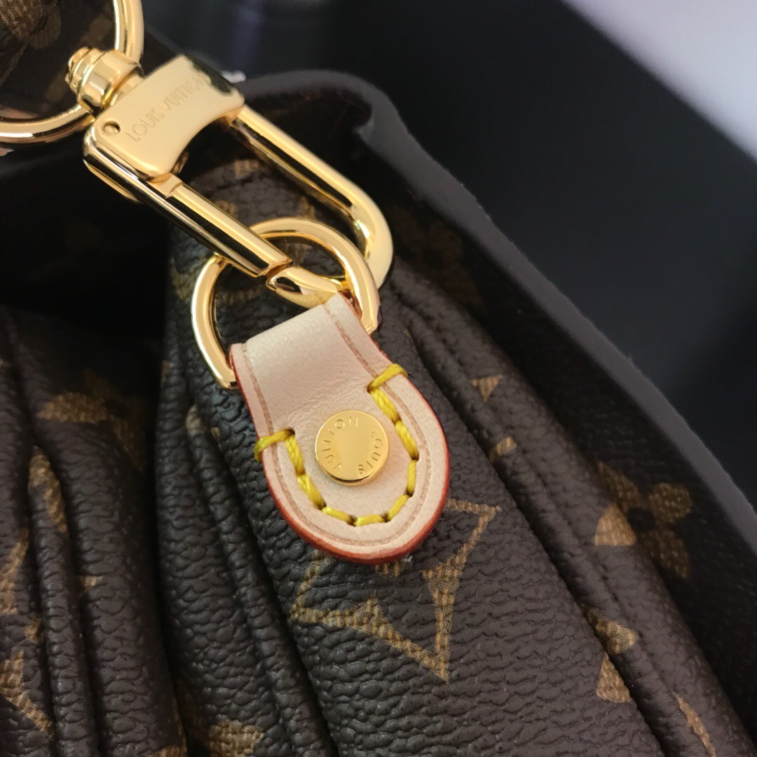 M44366, Louis Vuitton LV, POCHETTE METIS
