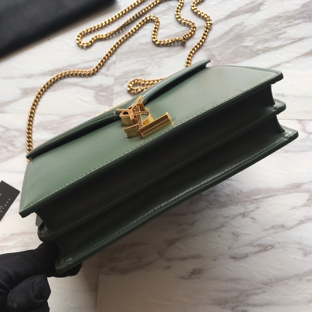 532750, CASSANDRA MONOGRAM CLASP BAG IN SMOOTH LEATHER, YSL Saint Laurent