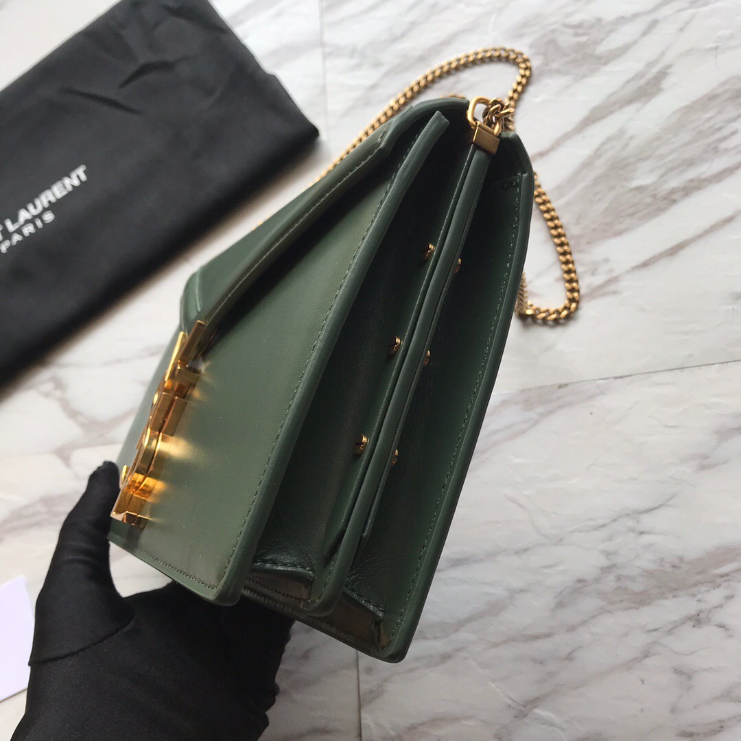 532750, CASSANDRA MONOGRAM CLASP BAG IN SMOOTH LEATHER, YSL Saint Laurent