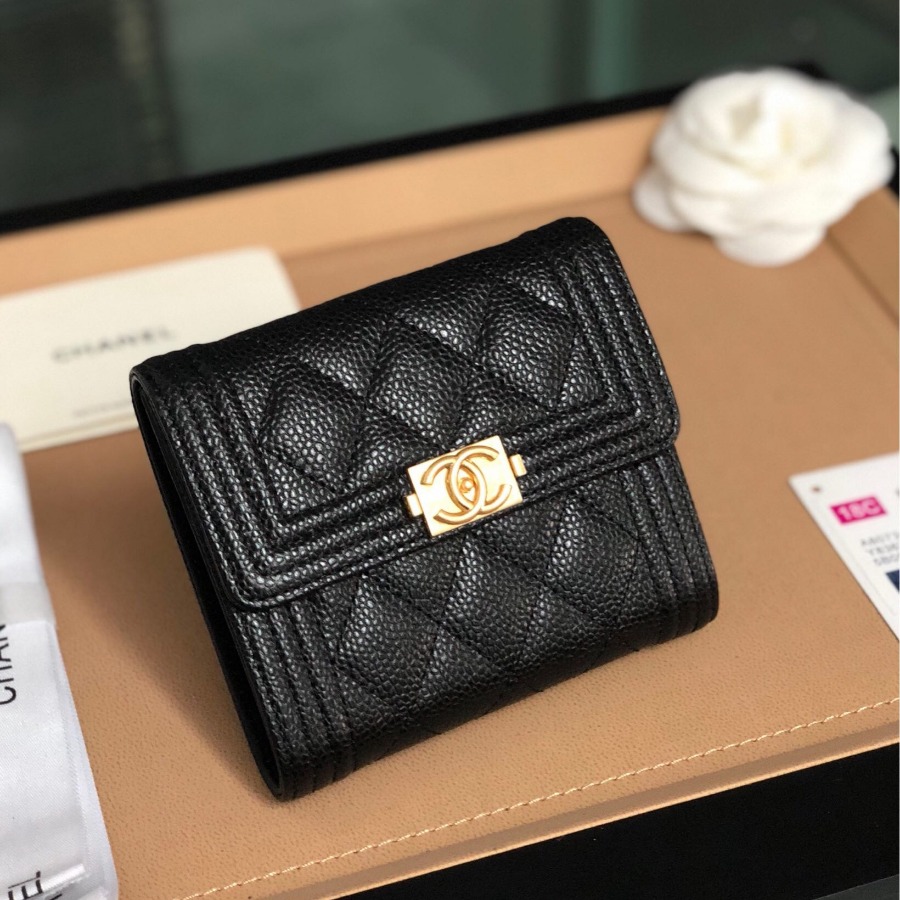 A81996 Boy chanel small flap wallet, CAVIAR CALFSKIN, Chanel Wallet
