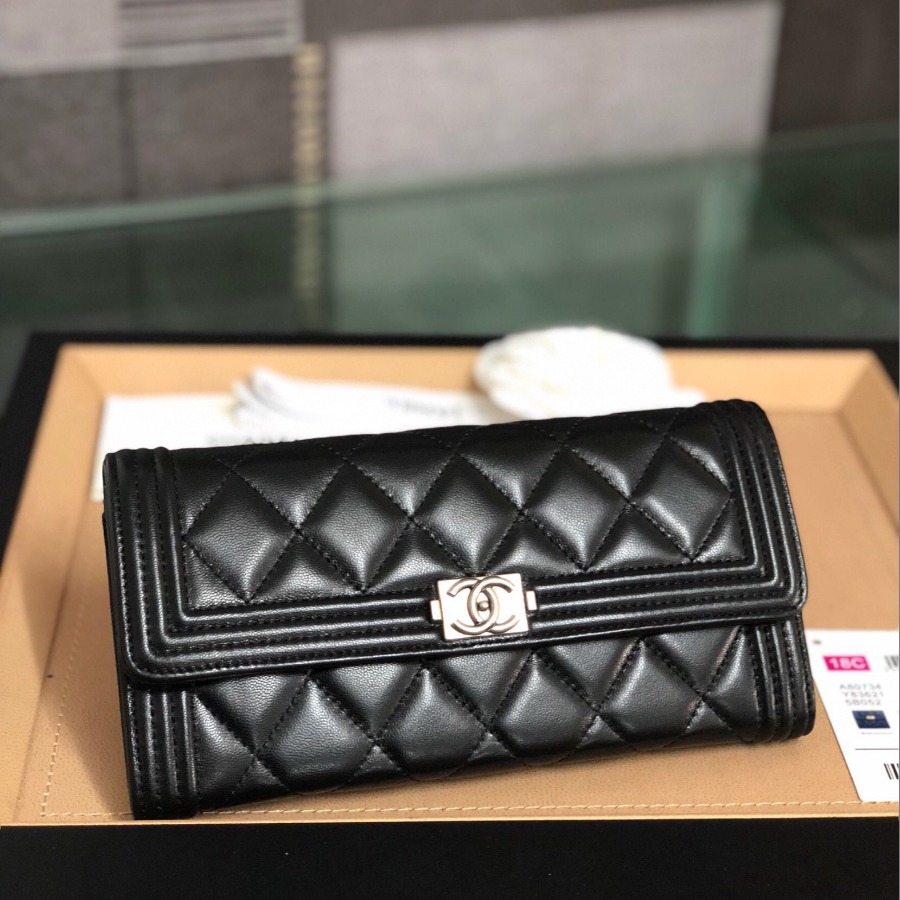 A80286 BOY CHANEL Flap Wallet, Lambskin, Chanel Wallet
