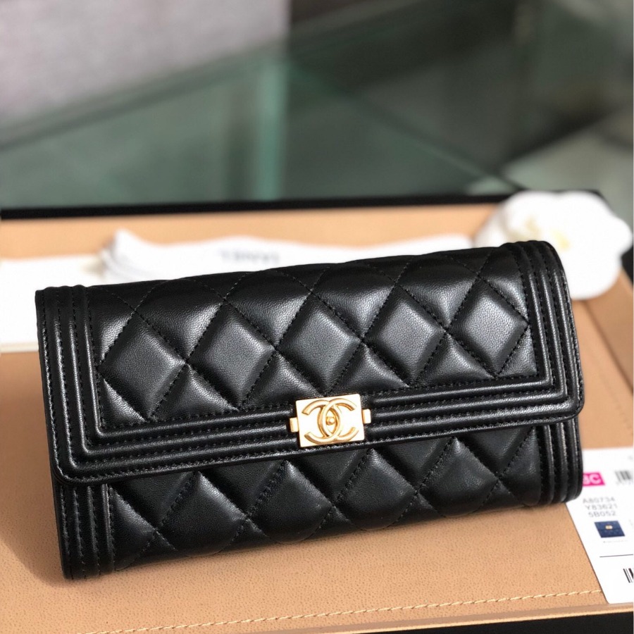 A80286 BOY CHANEL Flap Wallet, Lambskin, Chanel Wallet