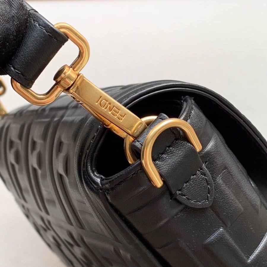 BAGUETTE, FENDI BAG