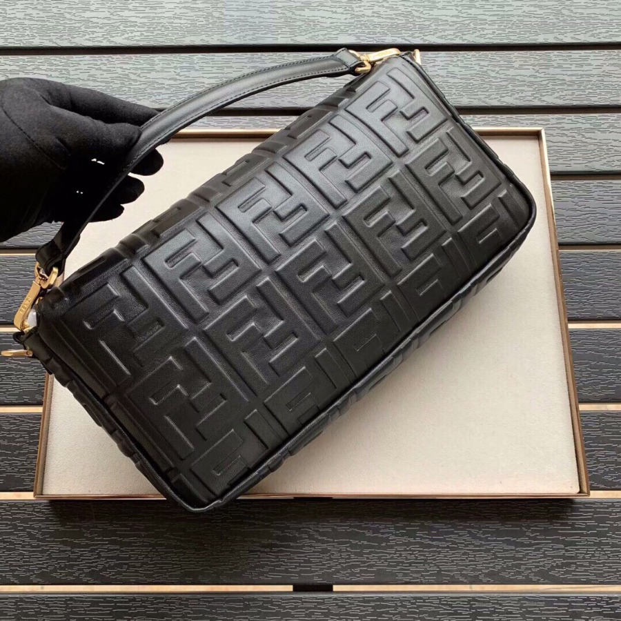 BAGUETTE LARGE, FENDI BAG