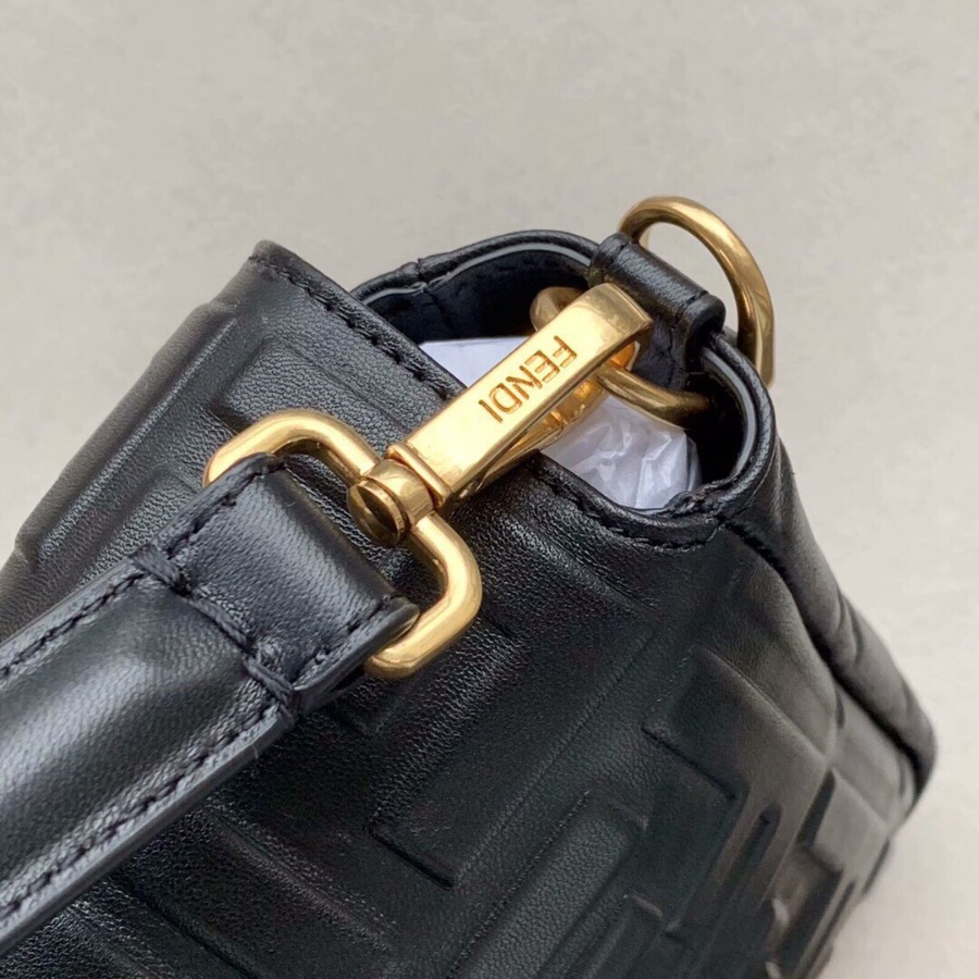 BAGUETTE LARGE, FENDI BAG