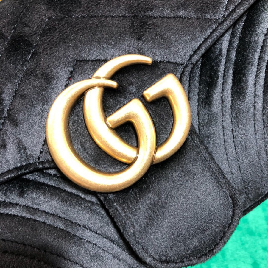 443497 GUCCI GG Marmont velvet shoulder bag