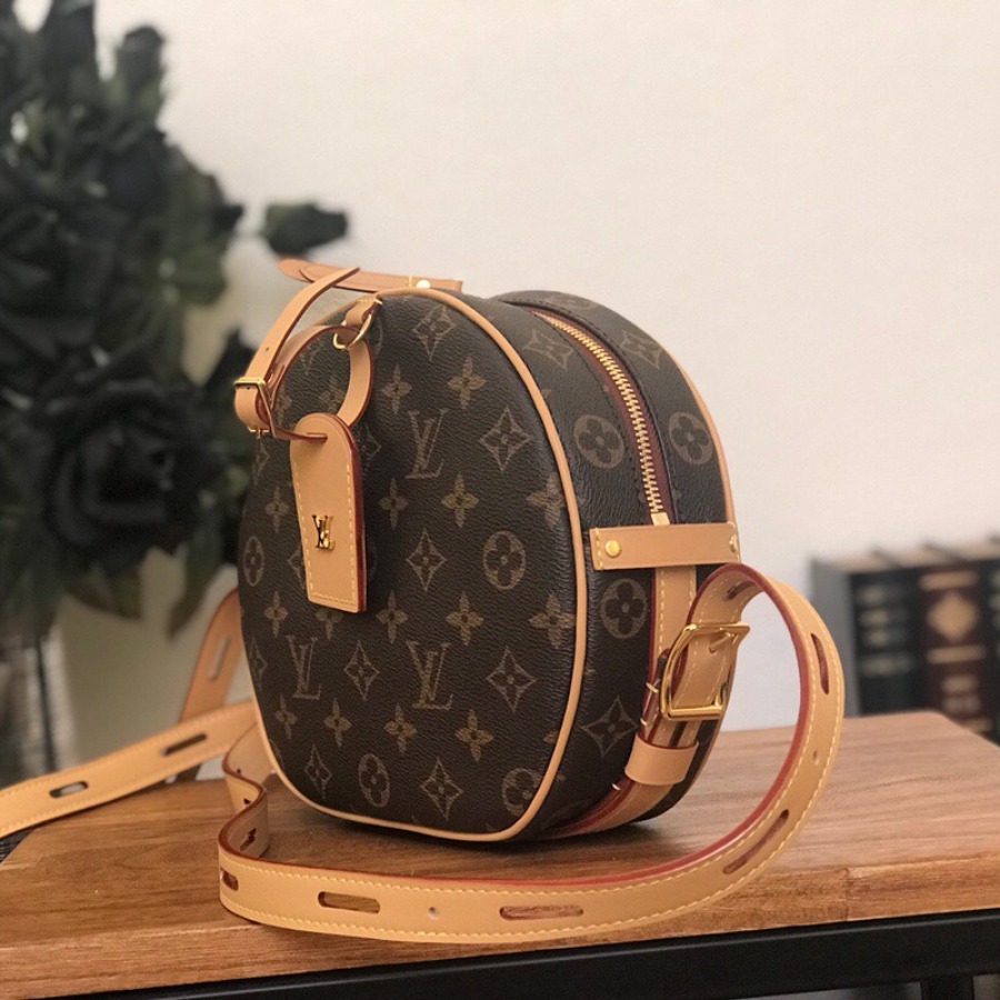 M52294 BOITE CHAPEAU SOUPLE, Louis Vuitton LV