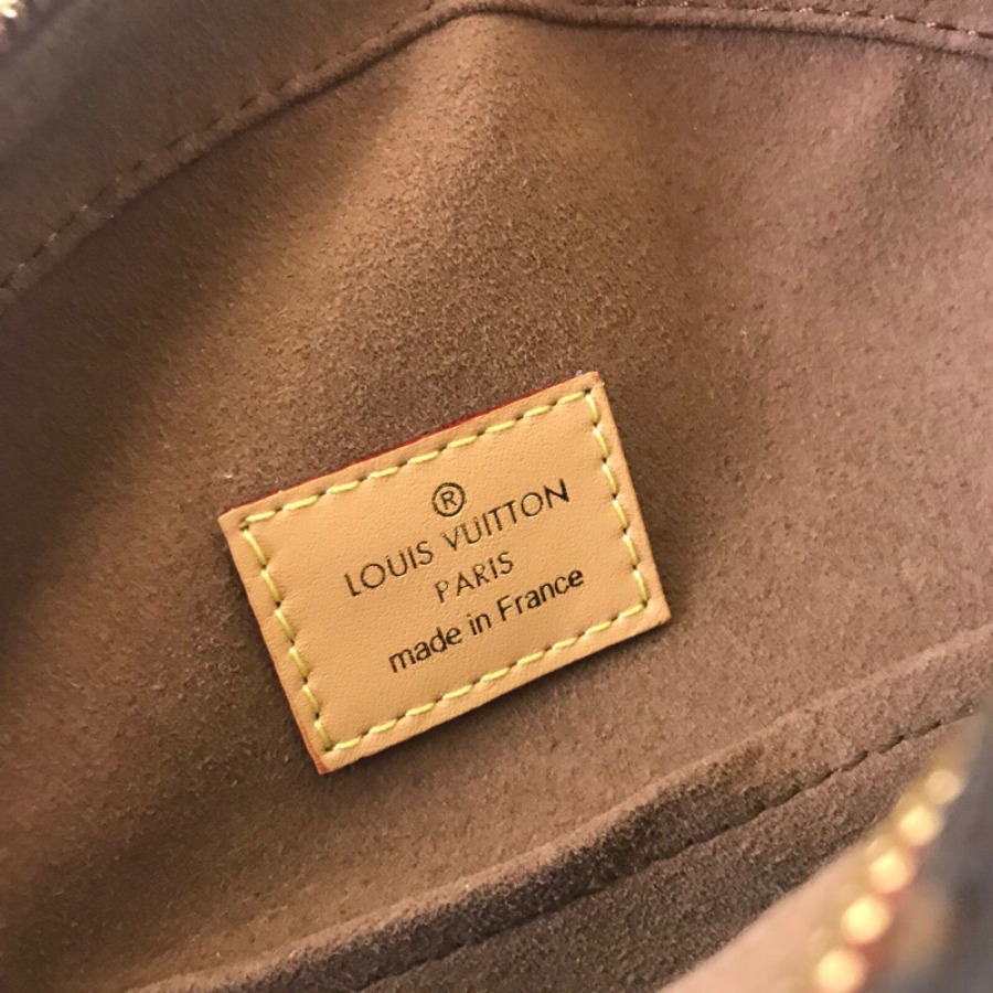 M52294 BOITE CHAPEAU SOUPLE, Louis Vuitton LV