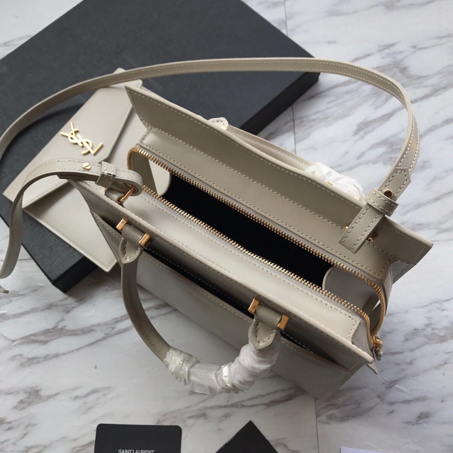 UPTOWN SMALL TOTE IN SHINY SMOOTH LEATHER, YSL Saint Laurent