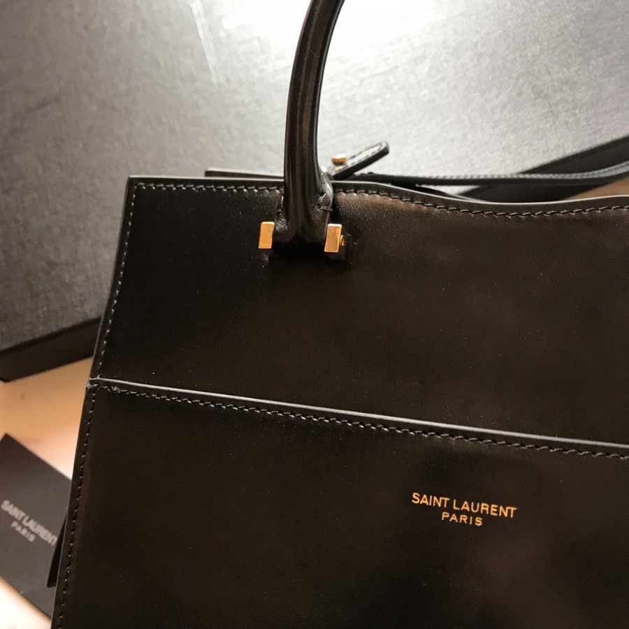 UPTOWN SMALL TOTE IN SHINY SMOOTH LEATHER, YSL Saint Laurent