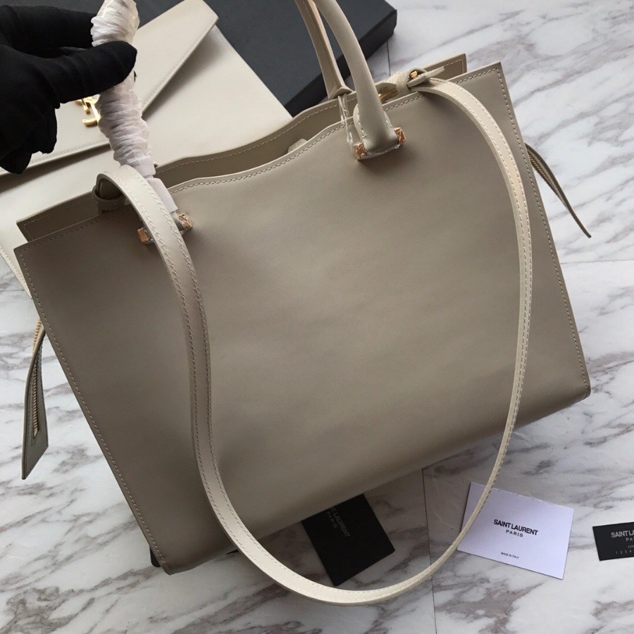 MEDIUM UPTOWN TOTE IN SHINY SMOOTH LEATHER, YSL Saint Laurent
