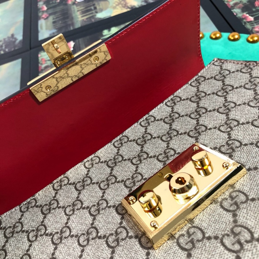 453188 Padlock Gucci Signature top handle bag